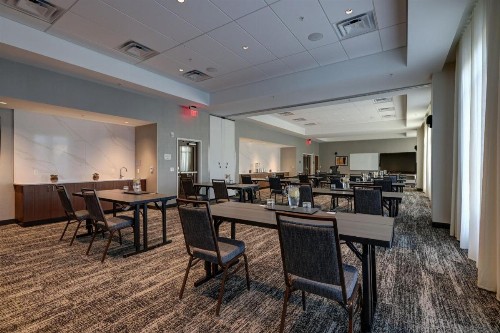 Courtyard by Marriott Iowa City University Heights - image 17
