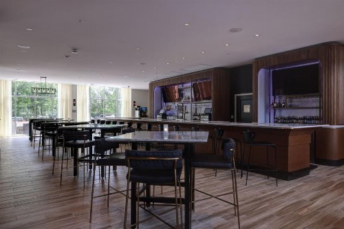 Courtyard by Marriott Iowa City University Heights - image 22