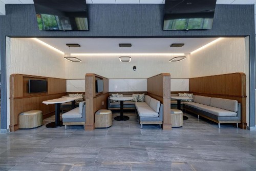 Courtyard by Marriott Iowa City University Heights - image 28