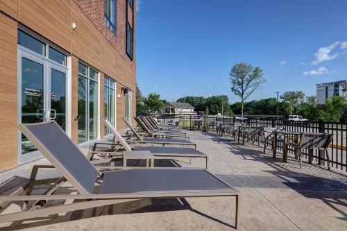 Courtyard by Marriott Iowa City University Heights - image 32
