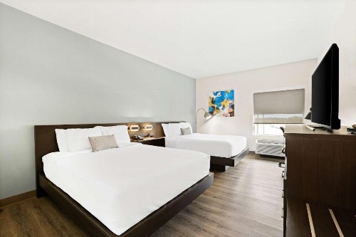 La Quinta by Wyndham Iowa - image 11