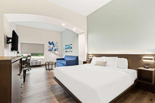 La Quinta by Wyndham Iowa - image 13