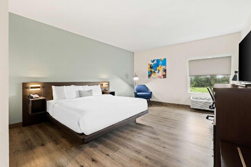 La Quinta by Wyndham Iowa - image 16