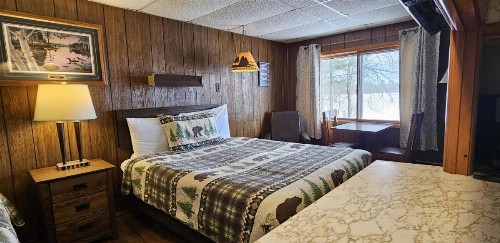 Lakeshore Motel - image 6