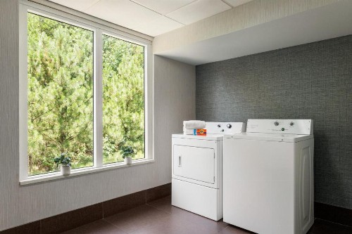 Holiday Inn Express Birmingham Irondale East an IHG Hotel - image 22