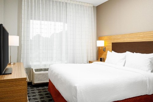 TownePlace Suites by Marriott Ironton - image 2