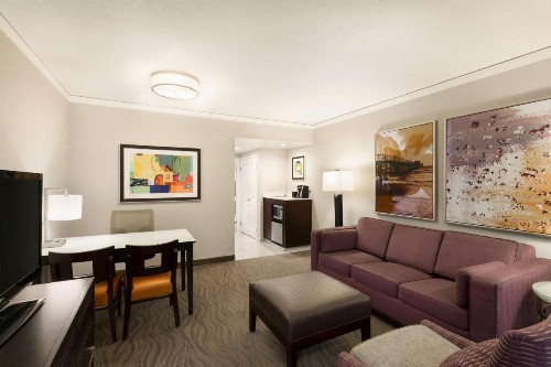 Embassy Suites Irvine - Orange County Airport - image 40