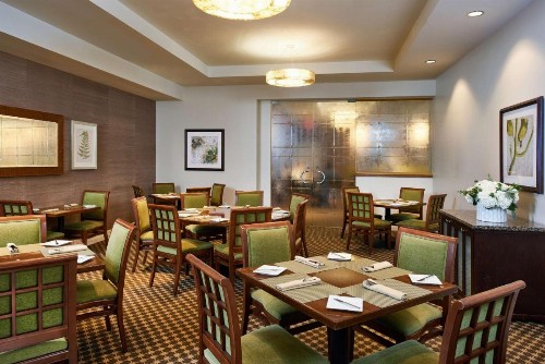 DoubleTree by Hilton Irvine Spectrum - image 17