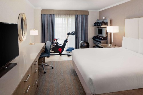 DoubleTree by Hilton Irvine Spectrum - image 24