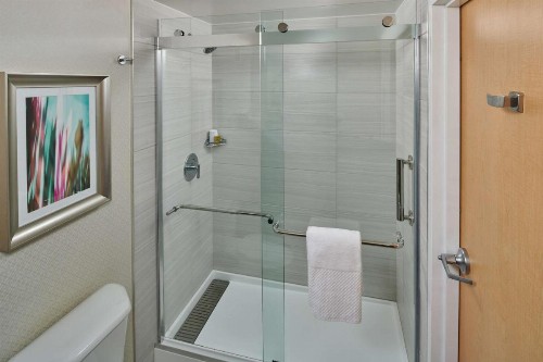 DoubleTree by Hilton Irvine Spectrum - image 27