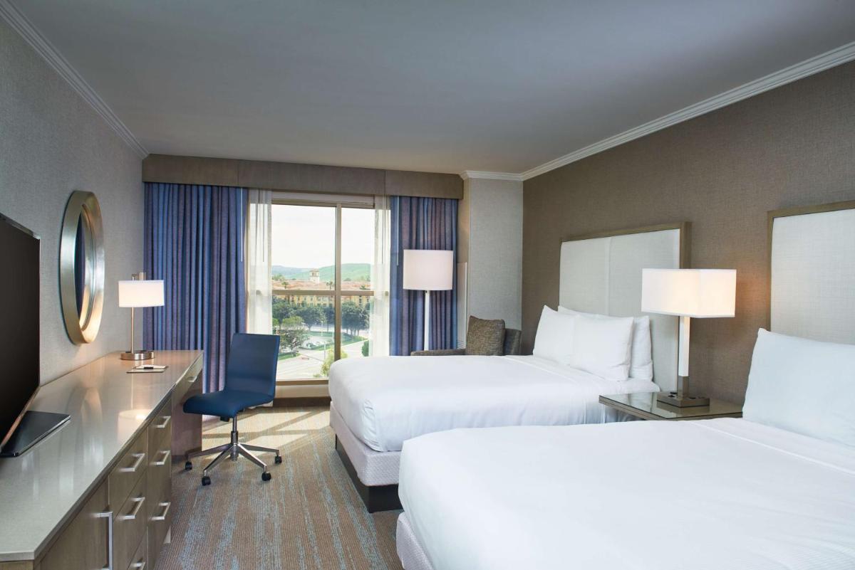 DoubleTree by Hilton Irvine Spectrum - image 3
