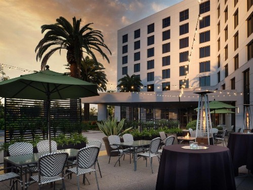 DoubleTree by Hilton Irvine Spectrum - image 30
