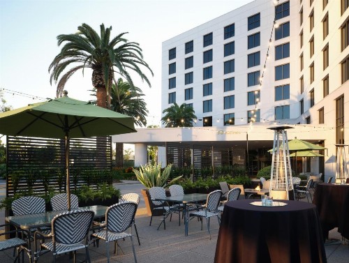 DoubleTree by Hilton Irvine Spectrum - image 33