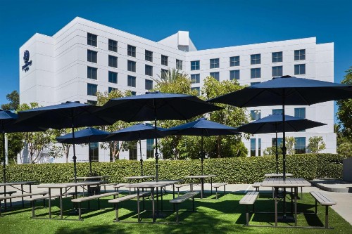 DoubleTree by Hilton Irvine Spectrum - image 41