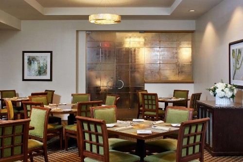 DoubleTree by Hilton Irvine Spectrum - image 5