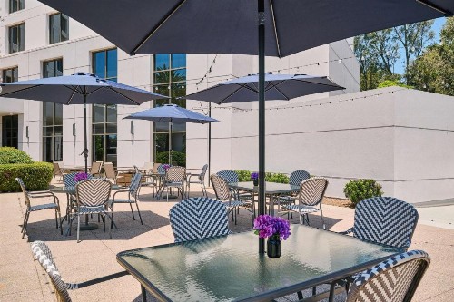 DoubleTree by Hilton Irvine Spectrum - image 9