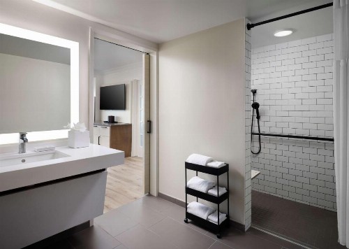 Sonesta Irvine - Orange County Airport - image 17