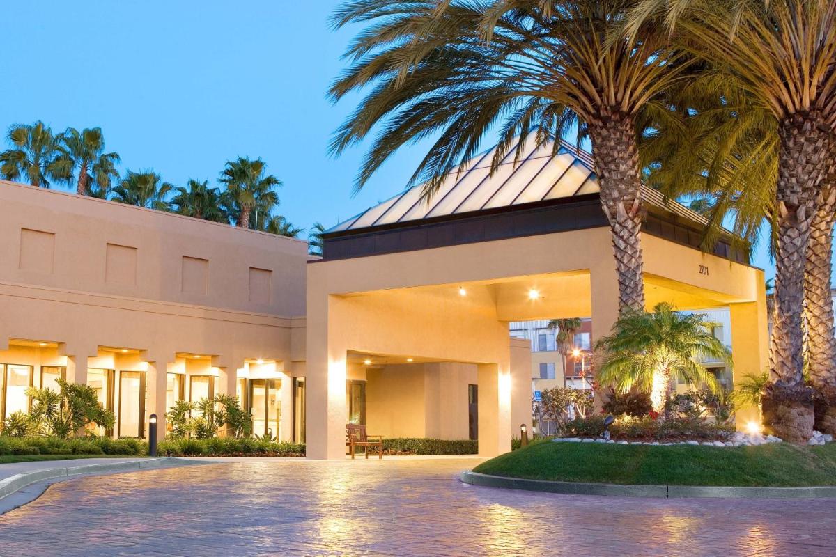 Courtyard Irvine John Wayne Airport/Orange County - image 4