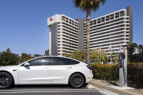 Irvine Marriott - image 8