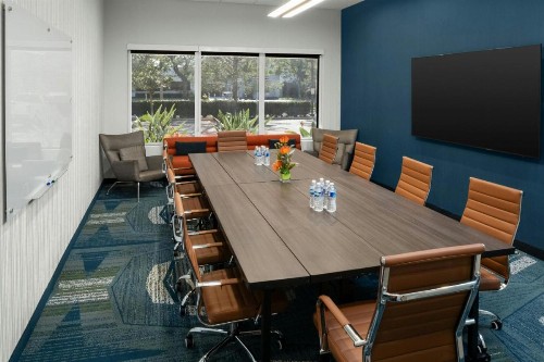 SpringHill Suites Irvine John Wayne Airport / Orange County - image 9