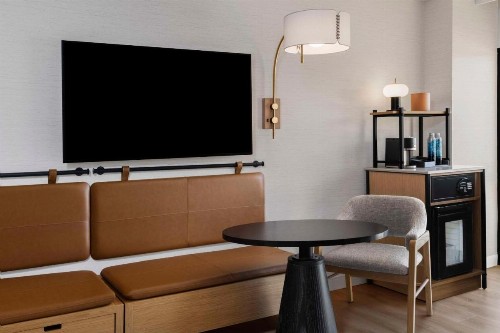 Hotel Irvine - image 13
