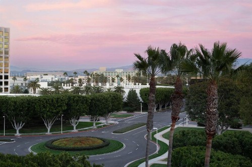 Hotel Irvine - image 3