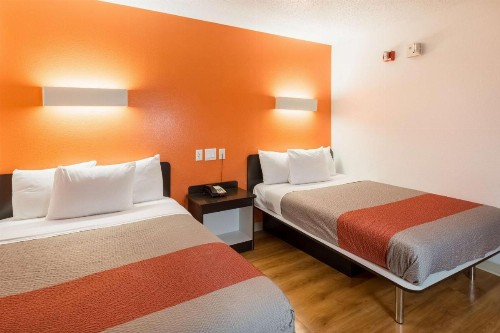 Motel 6-Irving TX - DFW Airport North - image 22