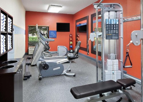 Hampton Inn Dallas-Irving-Las Colinas - image 12
