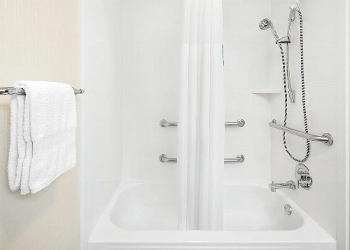Hampton Inn Dallas-Irving-Las Colinas - image 15