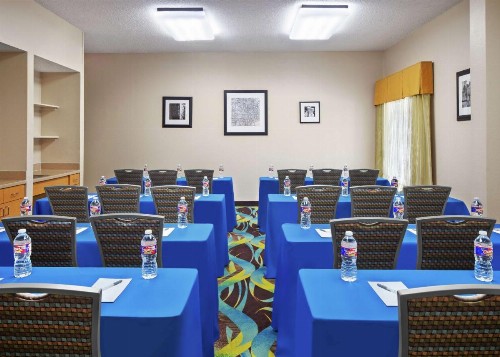 Hampton Inn Dallas-Irving-Las Colinas - image 25