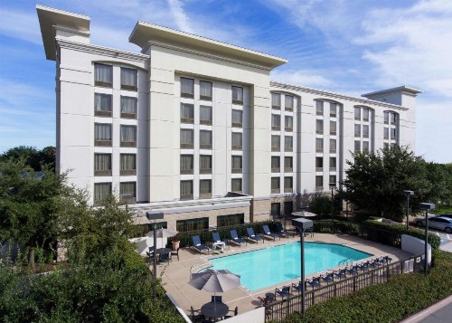 Hampton Inn Dallas-Irving-Las Colinas - image 8