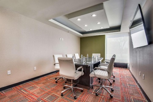 Home2 Suites by Hilton DFW Airport South Irving - image 28