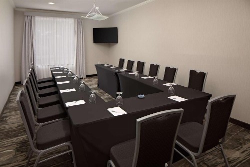 Hilton Garden Inn DFW Airport South - image 43