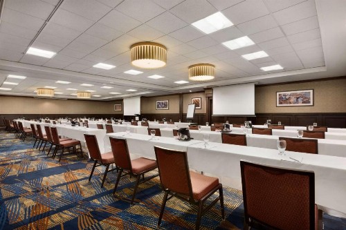 Embassy Suites Dallas - DFW International Airport South - image 22