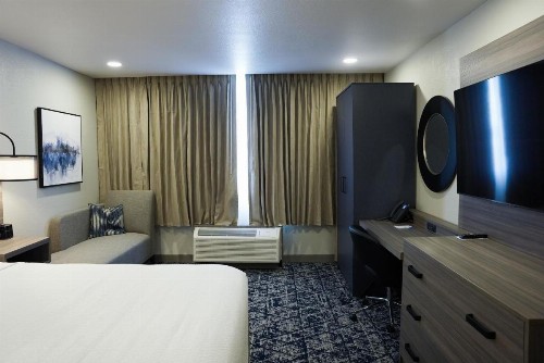 DFW Airport Hotel & Conference Center - image 44