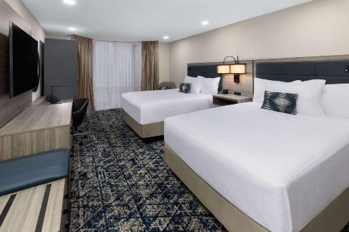DFW Airport Hotel & Conference Center - image 45