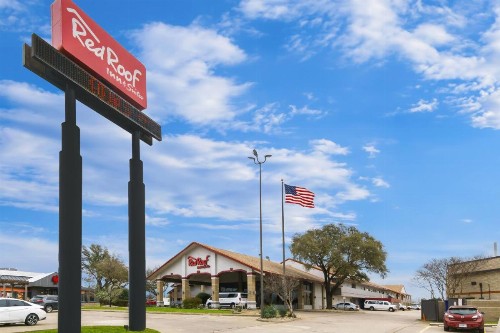 Best Western Irving Inn & Suites at DFW Airport - image 3