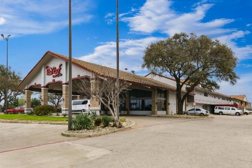 Best Western Irving Inn & Suites at DFW Airport - image 4