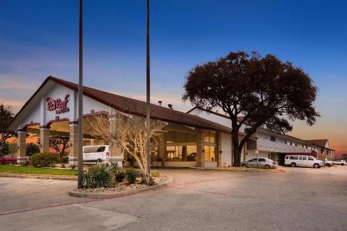 Best Western Irving Inn & Suites at DFW Airport - image 7