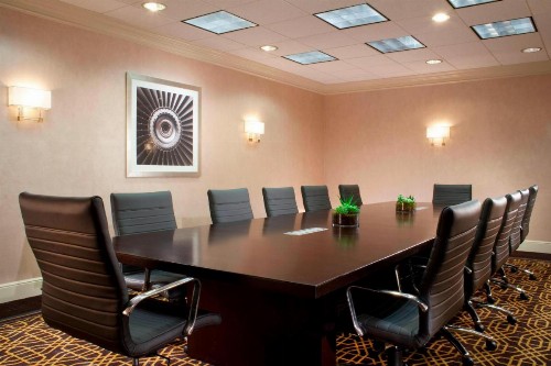 Sheraton DFW Airport Hotel - image 40