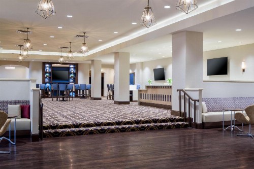 Sheraton DFW Airport Hotel - image 41