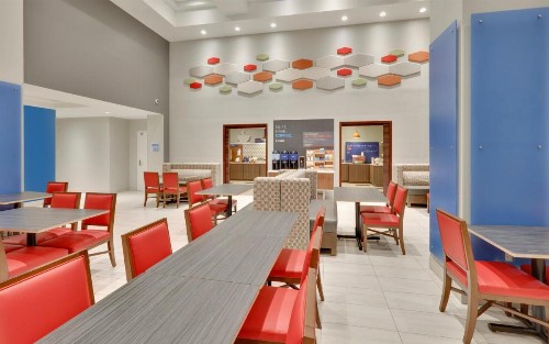 Holiday Inn Express Hotel & Suites - Irving Convention Center - Las Colinas an IHG Hotel - image 21