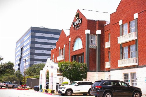 Comfort Suites Las Colinas Center - image 35