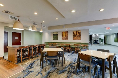 Fairfield Inn by Marriott Las Colinas - image 24