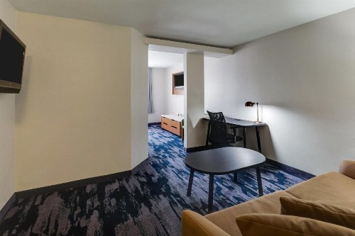 Fairfield Inn by Marriott Las Colinas - image 36