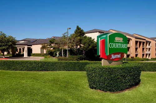 Courtyard Dallas Las Colinas - image 13