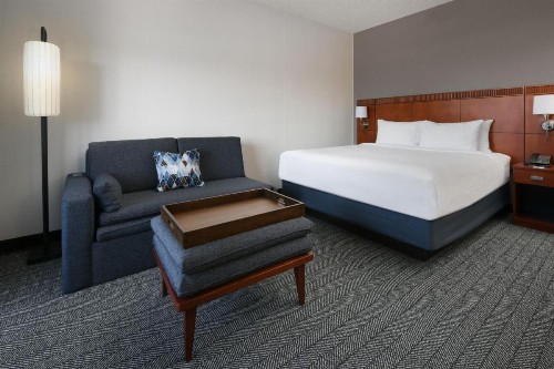 Courtyard Dallas Las Colinas - image 7