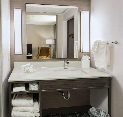 Hilton Garden Inn Las Colinas - image 30