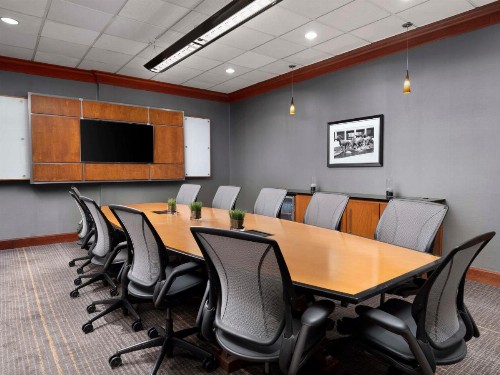 Hilton Garden Inn Las Colinas - image 42