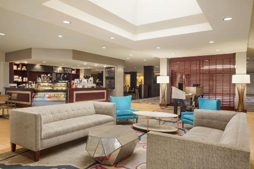 DoubleTree by Hilton DFW Airport North - image 4